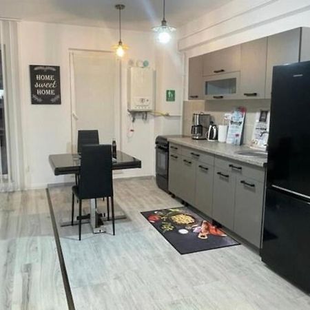 Chic Apartament Complex Inamstro Iasi Exterior foto